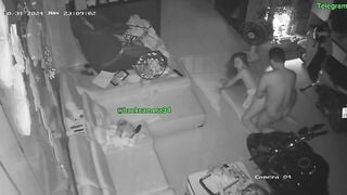 Tôi có cô vợ xinh đẹp nên ngày nào cũng phải làm vài nháy