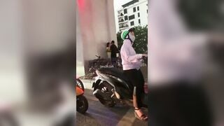 Cặp Đôi Phang Luôn Ngoài Đường Tại Minh Khai, Hai Bà Trưng, Hà Nộii