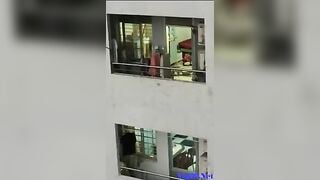 Clip: Em hàng xóm hớ hênh mời gọi.