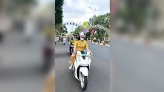 Lại Siêu Phẩm Em Gái Áo Dài Tháng 4