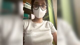 Vào Thư Viện Tự Học Nhưng Mà Nó Lạ Lắmm
