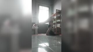 Cô giáo dạy yoga ở long xuyên siêu dâm