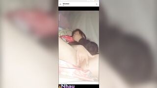 Gạ gẫm em.học sinh show lồn