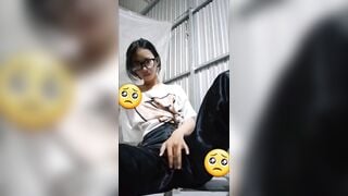 em nữ sinh lớp 10 tập móc lồn