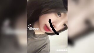 Ngọc linh 2k8 cute vú cực căng lộ