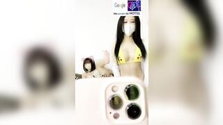 2 gái xinh live fb