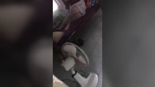 Chụp được đít cô út hơi bị ngon