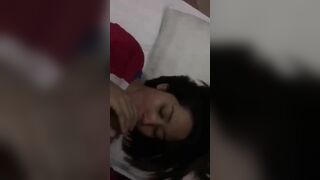 Ngày đầu đi làm nên được chị đồng nghiệp bú cu cho làm quen