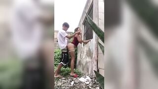 Full clip tòm tem với chị hàng xóm phía sau nhà và bị phát hiện
