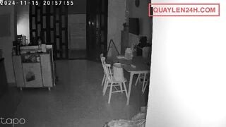 Chị gái thoả thân truoc camera