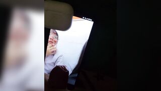 Bắn tinh trùng vào live của người lạ