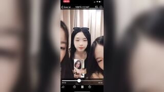 Học sinh china thác loạn tập thể trong phòng tắm