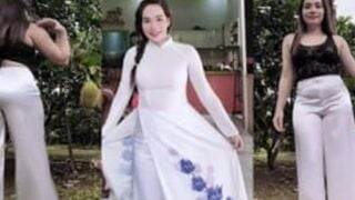 Clip Sex Hoàng Mai 2ka9 Múi Mít Trong Bộ Áo Dài