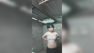 Thủ dâm học sinh thái 3