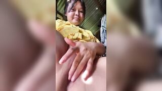 Em học sinh thái lan thủ dâm phấn3