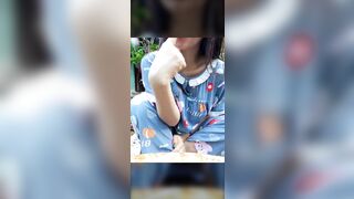 Gái quê show hàng