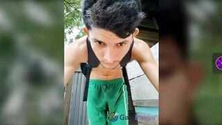 anh trai Ấn Độ khoe cu