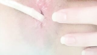 em Nhi Slave luyện tập với ước mơ nhét được con cặc giả siêu dài vào lỗ nhị phần 8