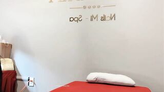 Chủ Spa Gigi Lộ Mặt Không Đeo Khẩu Trang Thủ Dâm 2