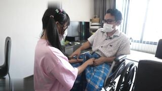 Tuy tàn nhưng không phế chịch con gái nuôi dâm đãng