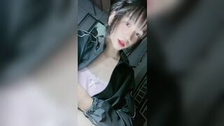 em gái quay tiktok nude