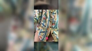 Gái quê thủ dâm 5