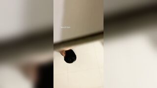 Cặp Đôi Nữ Sinh Địt Nhau Trong Toilet Siêu Thị 2