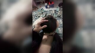 Cận cảnh em hút tinh ra