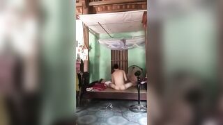 Rủ bạn trai về nhả chịch