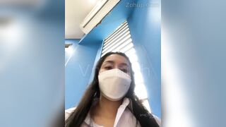 E gái học sinh show lồn trong lớp học lén nhấp toy siêu dâm