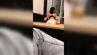 E gái học sinh thác loạn xả đồ cho bao nhiêu người bóp vú sờ lồn