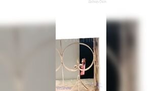 Thanh niên crush bé phòng bên hnay quay lén thì thấy e nó xem sex móc lồn