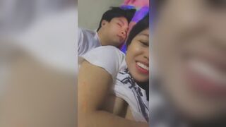 Clip Thanh Niên Đầu Đất Lồn Dâng Tận Miệng Mãi Mới Chịu Xơi