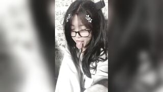 nứng 17