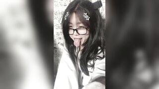 nứng 17