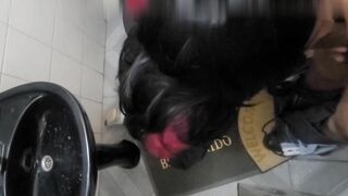 Nữ sinh mời bạn cùng lớp của mình đến nhà của cô ấy, cô ấy muốn đụ Phần 4