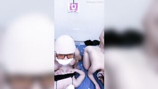 Thác loạn cặp đôi đổi ny cho nhau địt xuất trong live app Kiếm luôn tiền siêu dâm