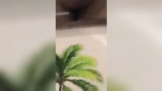 E gái xoa lồn cạ bím vào gương nước bắn hết vào gương nhìn nứng cu vl