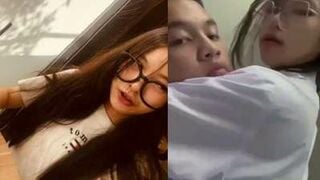 Clip Sex Học Sinh Love 10 Tự Quay Địt Nhau Trong Nhà Vệ Sinh