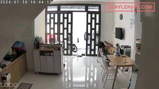Hack Cam cô em gái ở chuồng dáng cực ngon