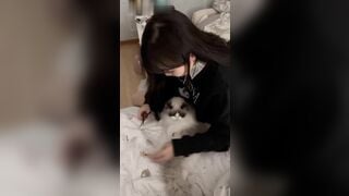 Nhờ Em Hàng Xóm Qua Cắt Lông Mèo Trả Ơn Bằng Cách Làm Em Lên Đỉnh