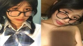 Bii bướm mũm mĩm siết chặt con cu khủng