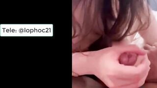 Sex vú to em gái xinh đẹp Hà Nội