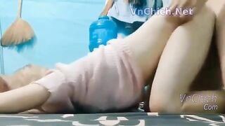 Khứa tóc vàng, nghì hè phát là lại lm bình chưa tôn cho thg a súc vật khổ thân