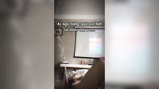 Capcut giật giật (2)