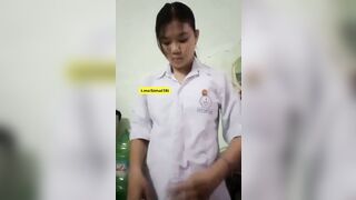 Em Học Sinh Non Tơ Mới Nhú Thủ Dâm (phần 2)