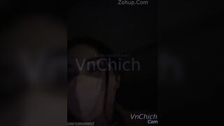 Còn ghệ Eira 2004 thích trần truồng thủ dâm khắp xóm
