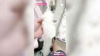 Chị dâu thích gắn đuôi cáo