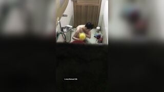 Quay Lén Em Học Sinh Kế Bên Nhà Đi Tắm