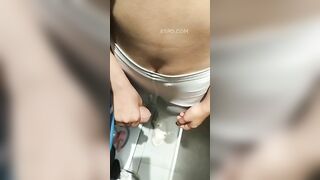 Huấn luyện chó cái liếm dương vật
